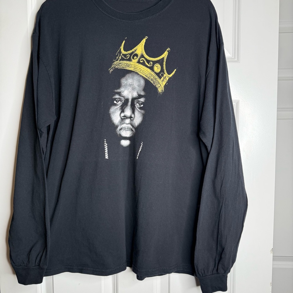 Vintage Notorious B.I.G. Black Long Sleeve Shirt with Gold Crown Graphic